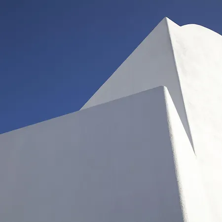 Athiri Santorini 3*