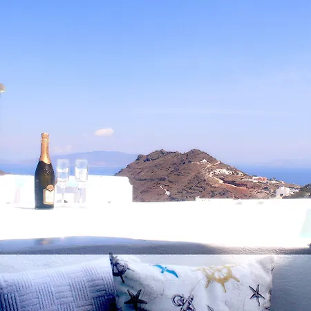 Hotel Athiri Santorini 3*