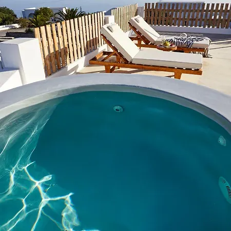 Athiri Santorini