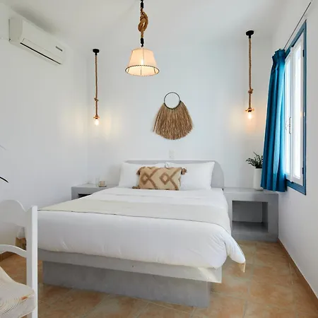 فندق Athiri Santorini