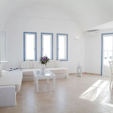 Athiri Santorini