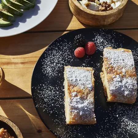 فندق Athiri Santorini