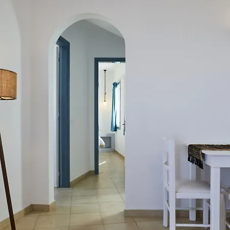 Athiri Santorini 3* إيميروفيغلي