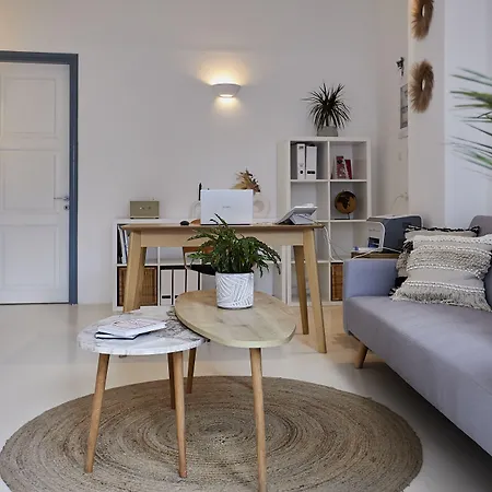 Athiri Santorini