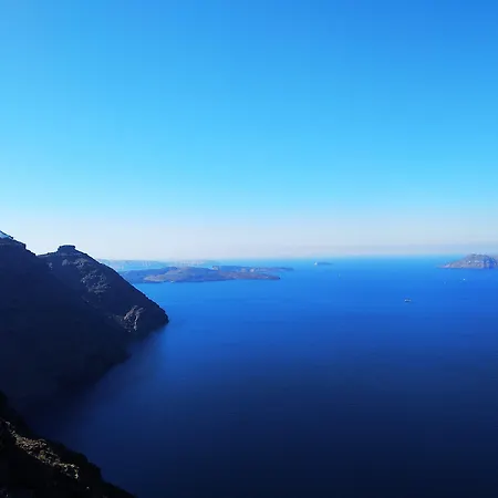 Athiri Santorini 호텔 이메로비글리