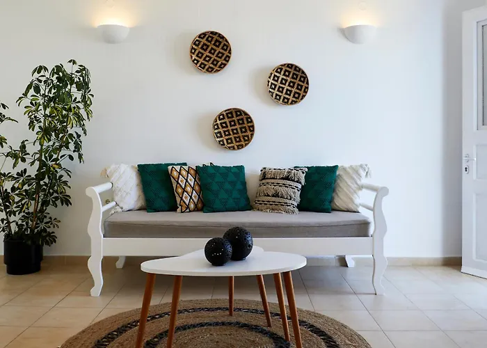 Athiri Santorini فندق 3*