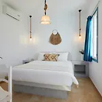 Hotel Athiri Santorini
