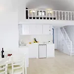 Athiri Santorini 3*