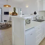 Hotel Athiri Santorini 3*