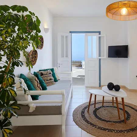 Athiri Santorini 3*