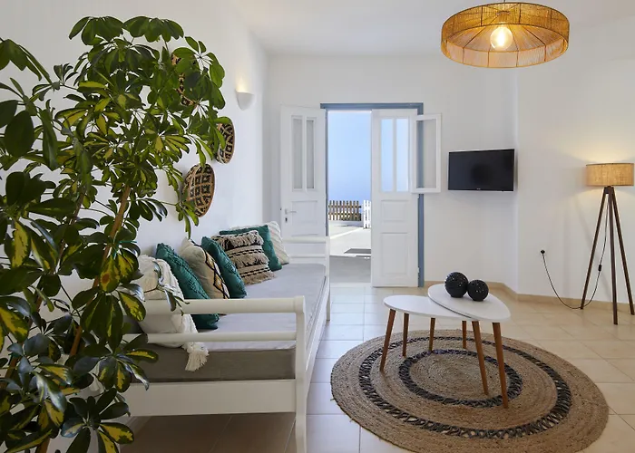 Hotel Athiri Santorini 3*