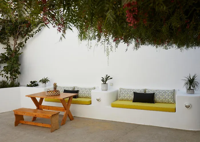 Athiri Santorini Szálloda 3*